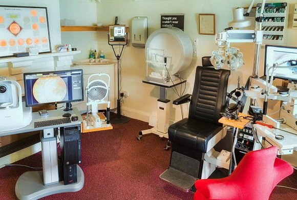 consulting-room-optometrist